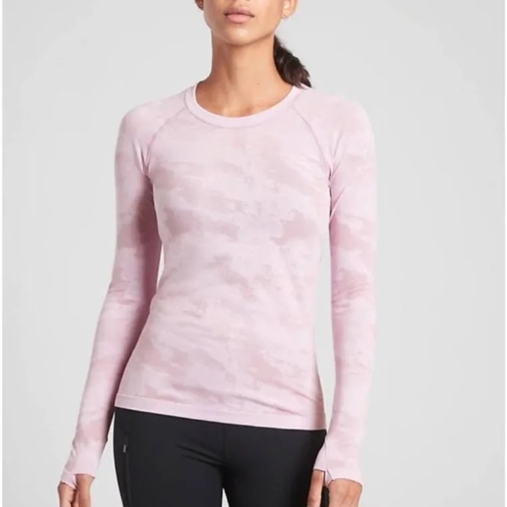 Athleta long sleeved athletic top